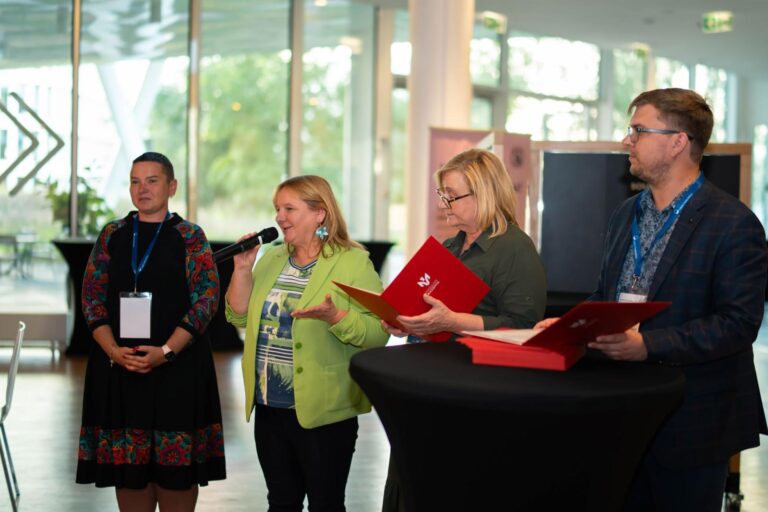KONFERENCJA-201
