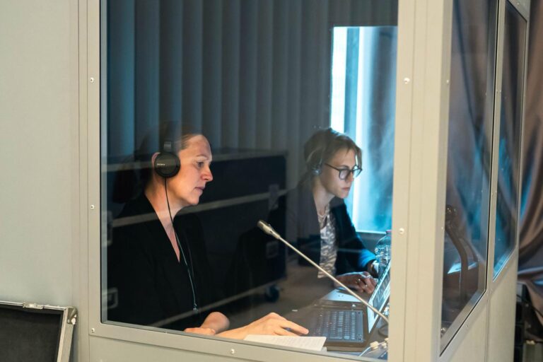 KONFERENCJA-83
